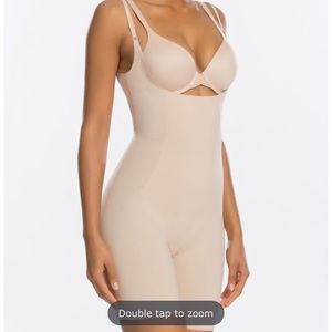 Spanx Thinstincts® Open-Bust Mid-Thigh Bodysuit